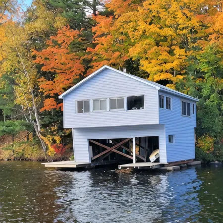 BOATHOUSE - 2 BEDROOM WATERFRONT COTTAGE SPRING & SUMMER STILL FALL AVAILABLE! Отели в г. Фарадей