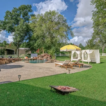 4BD - Pool & Movie Theater - Lake Conroe Nearby