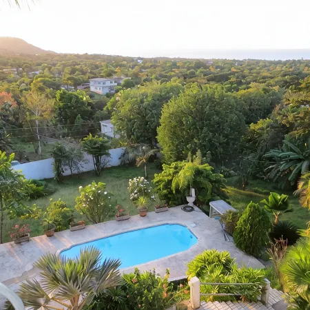 Casa Anonna - Stunning oceans views and pool!