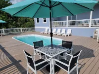 Indigo House with private pool, dock slip, & house generator on Green Turtle Cay - Kolam Renang