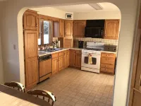 Cozy House in Central Park Neighborhood of Superior, Wisconsin.  2 Br Sleeps 8 - บังกะโล