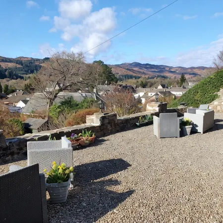 Beautiful views, walking distance to town