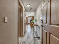 Deluxe Studio in Historic Downtown Building!