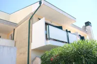 Lovely Cobalt apartment 100 meters from the sea - 民宿