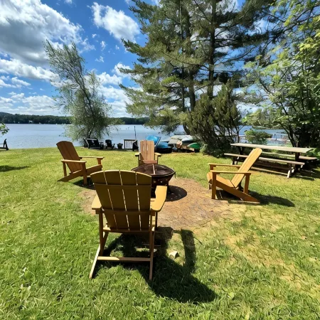 Newly Remodeled-Lakefront Cabin on 4th Lake w/Dock & Kayaks. Trail 5 Access