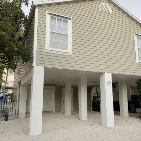 Stary Net - Ocean Waterfront 3BR 3BA Home