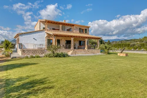 Villa, Country House, Chalet, with Private Swimming Pool in Pollensa, Mallorca - Homestays