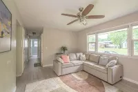Relax with the family in a newly renovated and furnished upper level duplex. - 2-Star