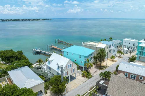 Gorgeous Ocean View Home! - บังกะโล