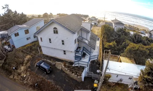 Experience Spacious Coastal Living at Seascape - Stunning Views of Heceta Beach