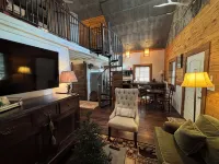 Mountain Hideaway! A Beautiful Creekside Cabin Now With New Lower Rates!