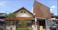MASHBROW HOTEL BUDGET