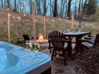 New River Gorge Oasis-Hot Tub- Game Room- Fire pit- Good Vibes - Boutique