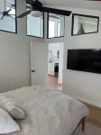 Luxury Guesthouse in Quiet Neighborhood 5 Min from the Beach! - homestay