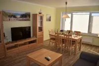 Haus zum Strand "Perle" in beautiful nature close to the Baltic Sea in Barendorf - Wifi