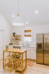 Canal Front, Modern Tiny House! Bikes. Fire Pit!