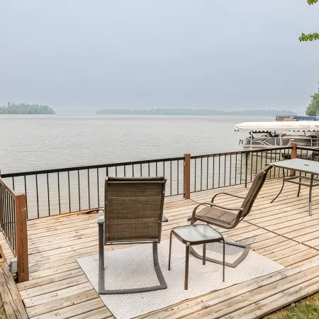 Lake Front, Pontoon, Bunk House