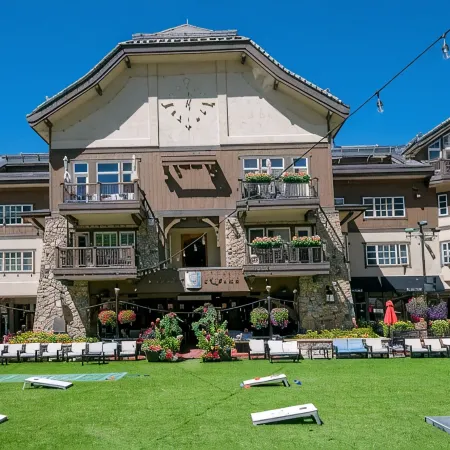 3 Bd, 4 Ba CONDO IN THE HEART OF BEAVER CREEK VLG