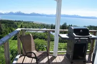 Miracle Ridge - Beautiful, Private Home Overlooking Kachemak Bay & Cook Inlet - Bungalows