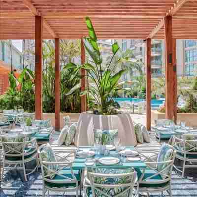 Premium SA at 4 Seasons Hotel Dining/Meeting Rooms