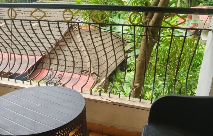 Jes Guest House