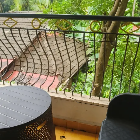 Jes Guest House