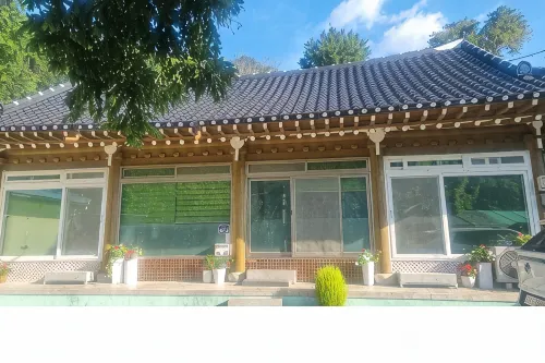 Namwon Yeongnam Minbak Pension - ペンション
