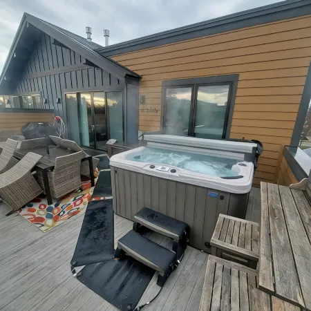 Luxury Whitefish Penthouse w/Hot Tub on Central Ave
