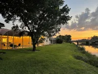 Luxury Villa Alexa NaplesModern Voice Controlled Villa with Salt Water Pool