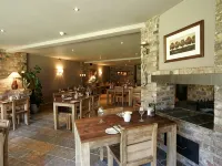 The Bell - Restaurant with Rooms