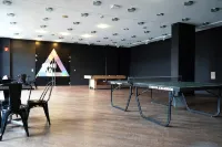Bettenburg Hotel & Hostel