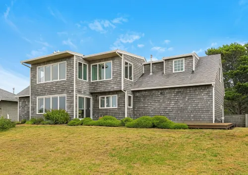 Oceanfront in Gearhart Highlands - 4-Star