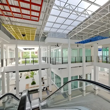 Kozy Inn Отели рядом с достопримечательностью «Старый город»