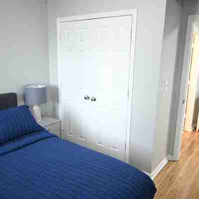 Charming 3-bedroom house with WiFi, AC in welcoming Louisville Rooms
