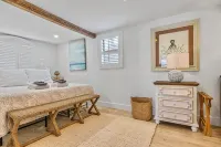 Beach Cottage I,  near the beach, TPC Sawgrass, Mayo Clinic, & Ponte Vedra Beach - 農家民宿