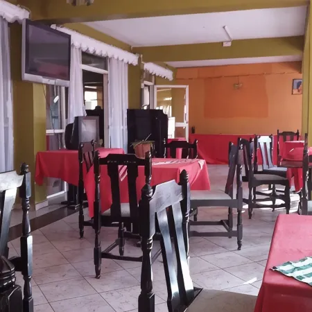 Hotel Senate Juja