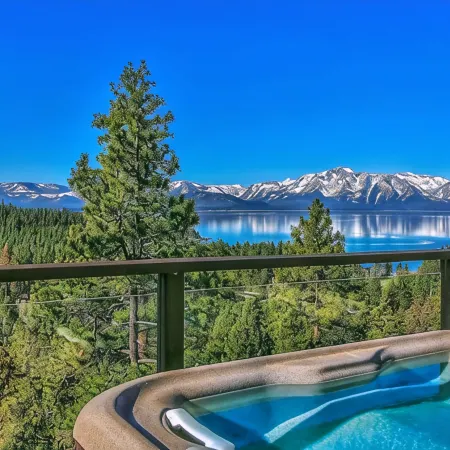 Air Conditioned Luxury - Epic Heavenly & Lake Tahoe Views + Hot Tub + Peloton