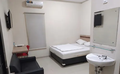 Hotel Srikandi Bandara Yogyakarta - 2-Star