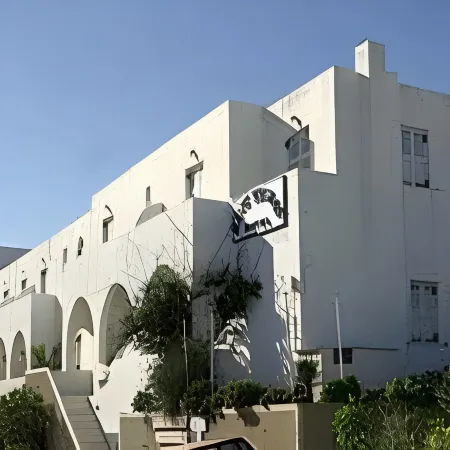 King Thiras Hotel