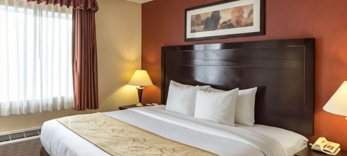 Comfort Suites Airport Hotels in Sedgwick County