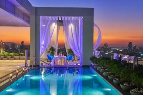 Vivanta Navi Mumbai Turbhe - bar