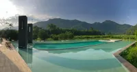 Avartarn Miracles Hotel - 3-Star