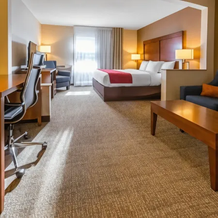Comfort Inn & Suites