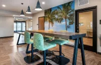 Extended Stay America Premier Suites - Tampa - Fairgrounds - Casino - parking