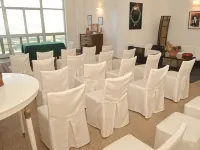 Hotel Astoria فنادق في فيرمو