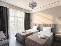 SeaZone Hotel デルベントのホテル
