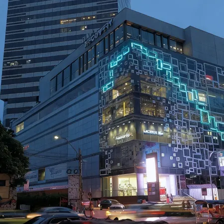 NAP Hotel Bangkok Отели рядом с достопримечательностью «Станция надземного метро Phaya Thai»