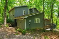 Coolfont 4 Bdrm, Lots of Beds! Cozy Wooded Cottage. - 무료 와이파이