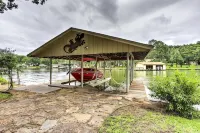 Starlight Point — Panoramic Waterfront Retreat in Star Harbor, Cedar Creek Lake - 4つ星