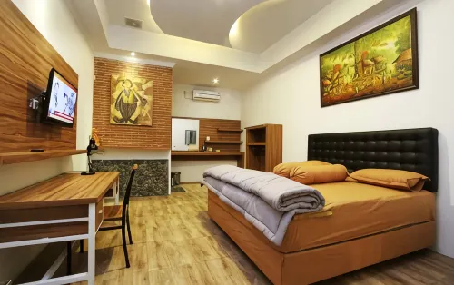 Ndalem Bebekan Guesthouse - Parking